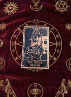 Carte Tarot "The Truck Driver" - Tarot des Métiers Cuivre & Noir - Déco Mystique
