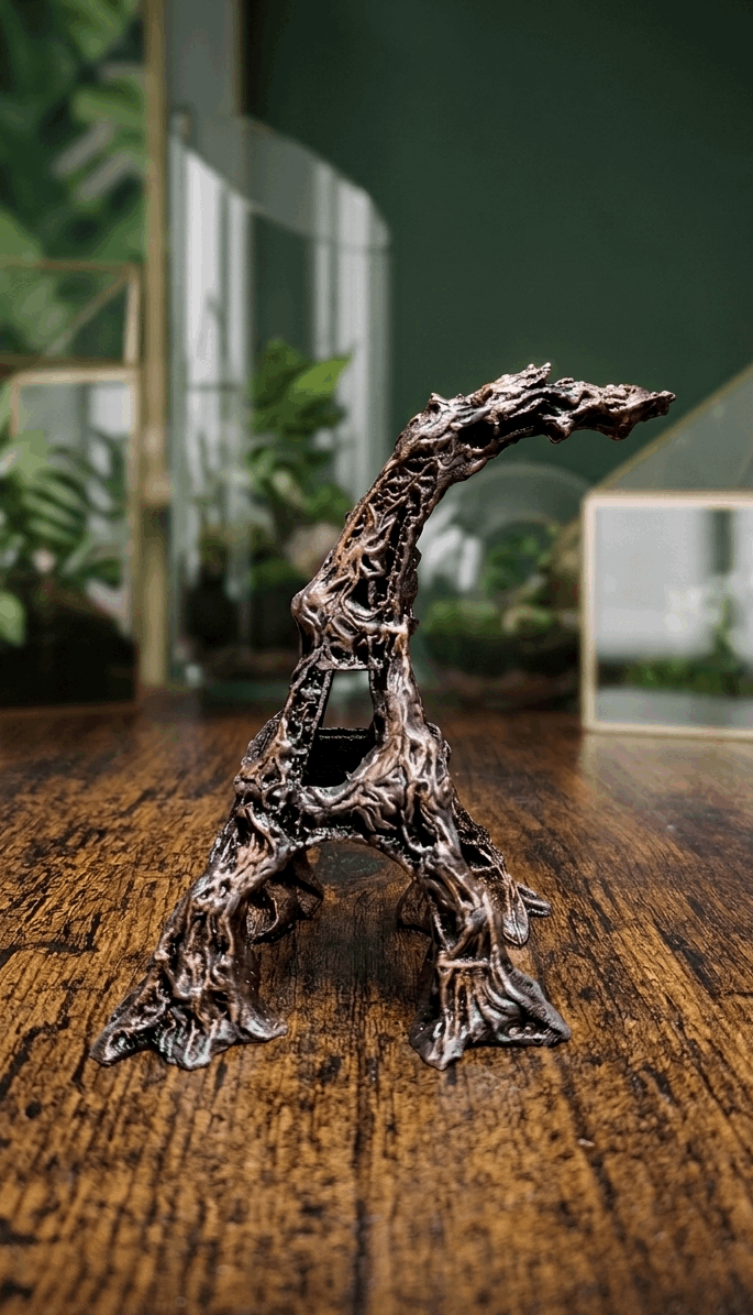 Tour Eiffel Post-Apocalyptique 3D - Figurine Peinte Main - Déco Geek Gaming
