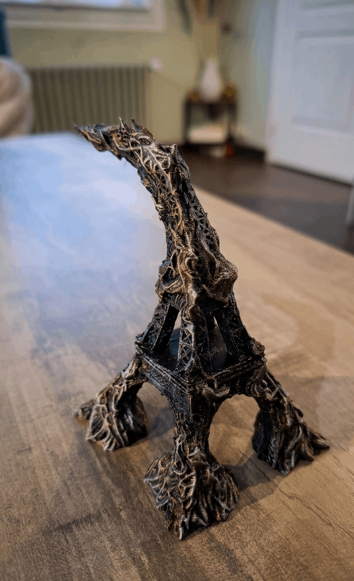Tour Eiffel Post-Apocalyptique 3D - Figurine Peinte Main - Déco Geek Gaming